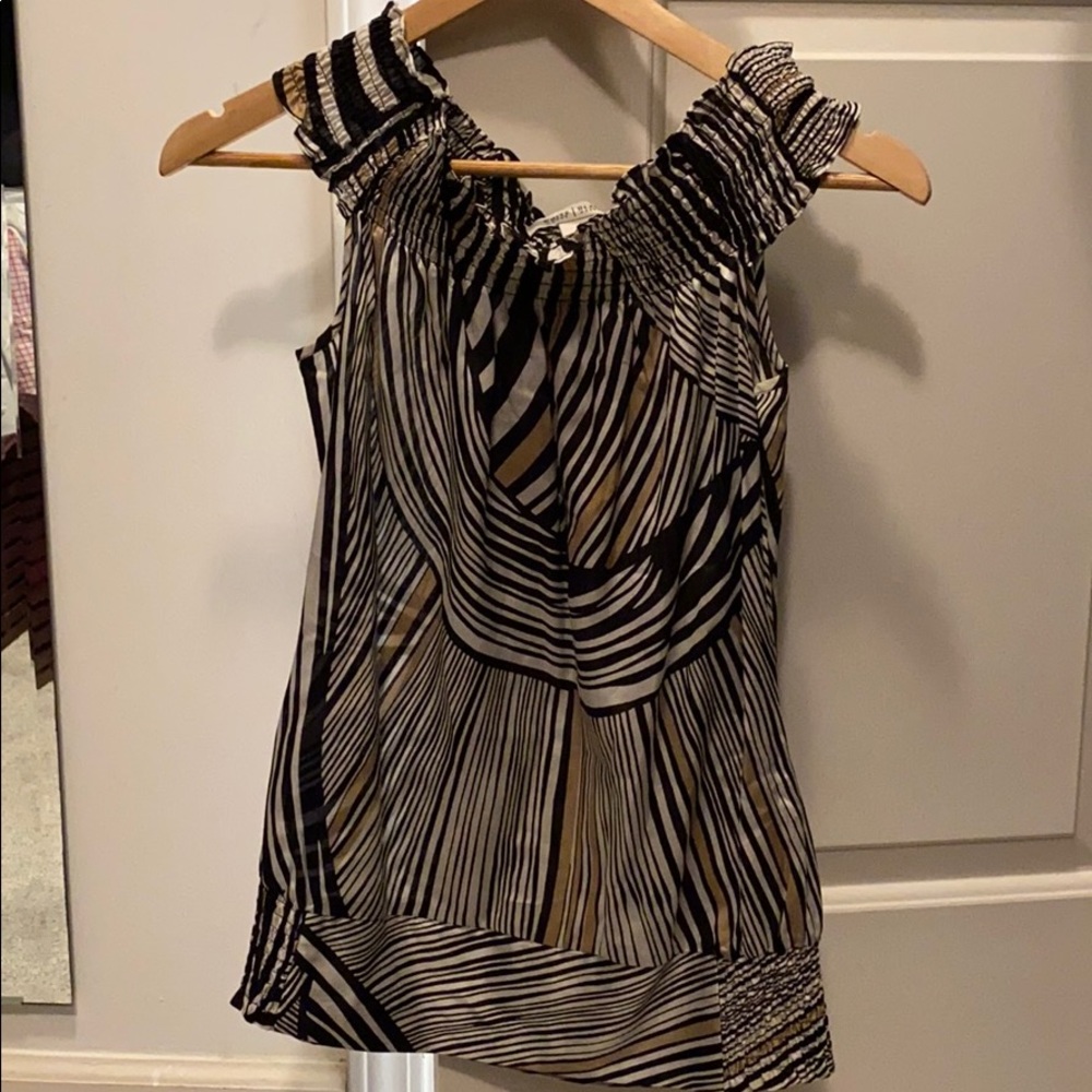 White House black market top